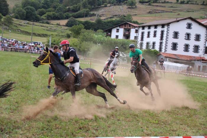 Zaldiak lasterka, gazteak desafioan 97 1472407231148