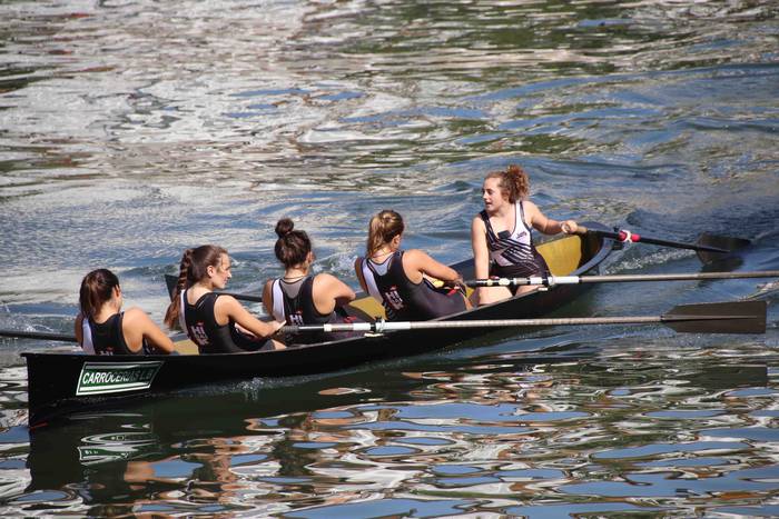 Arraunean, elkartasunez 79 1568470916654