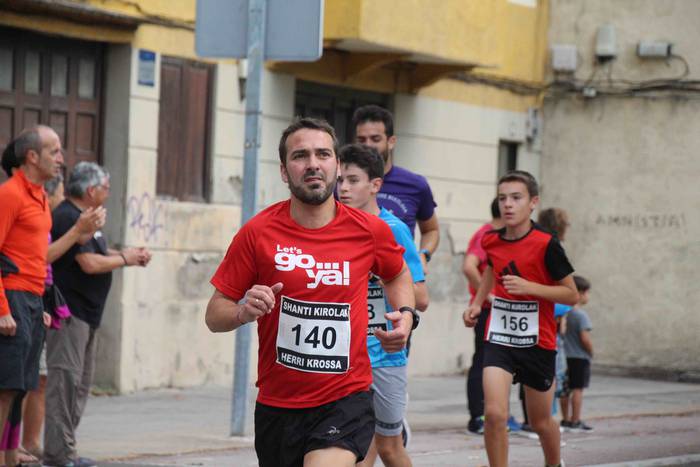 Aitor Arroyo eta Maite Arrai 78 1570885934303