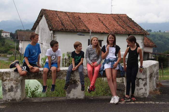 Orendaindarrek ezin, Jon And 18 1502887827241