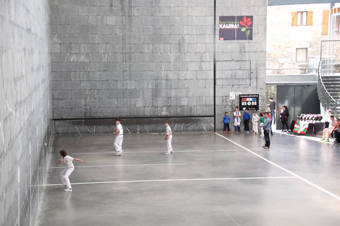 Aiztondoko XX. Pilota Topake 1 1493487360574