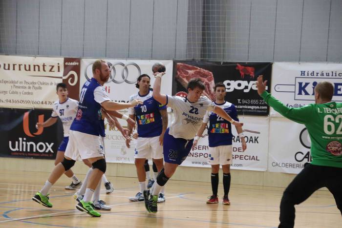 Tolosa CF eskubaloia prest d 15 1535891962578