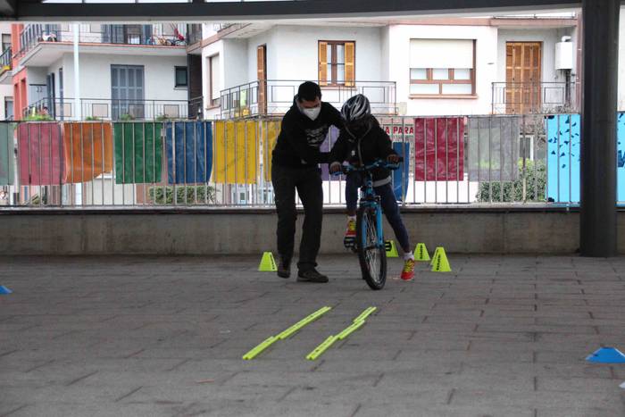 Haurrek kirol ezberdinak pro 7 1608389662999