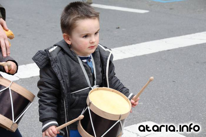 Zaldunita bezperako haur danborrada 59 1454785351338