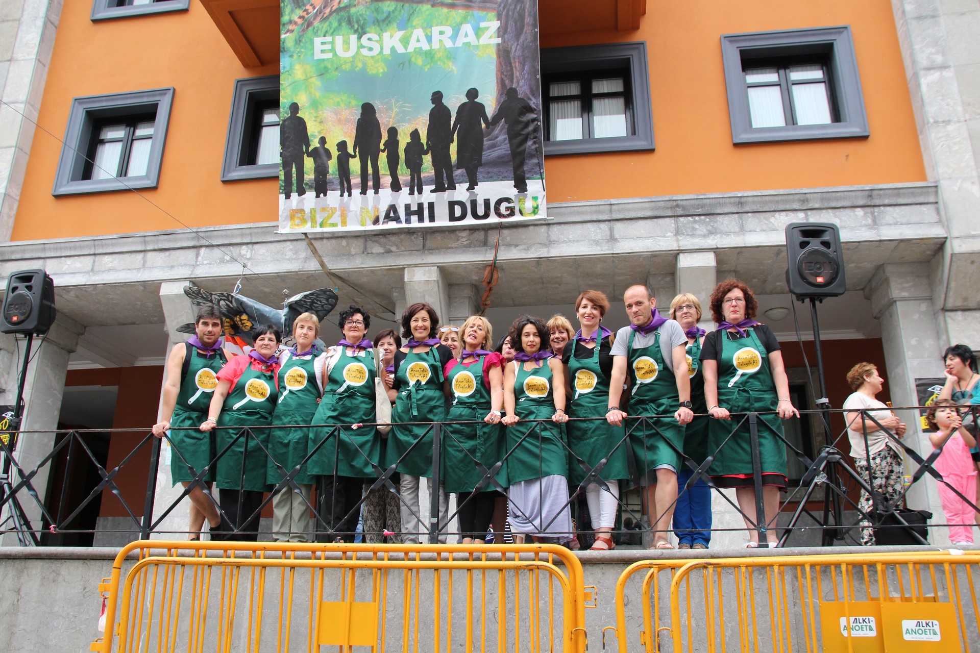 Taloa joz eta auzolana elikatuz