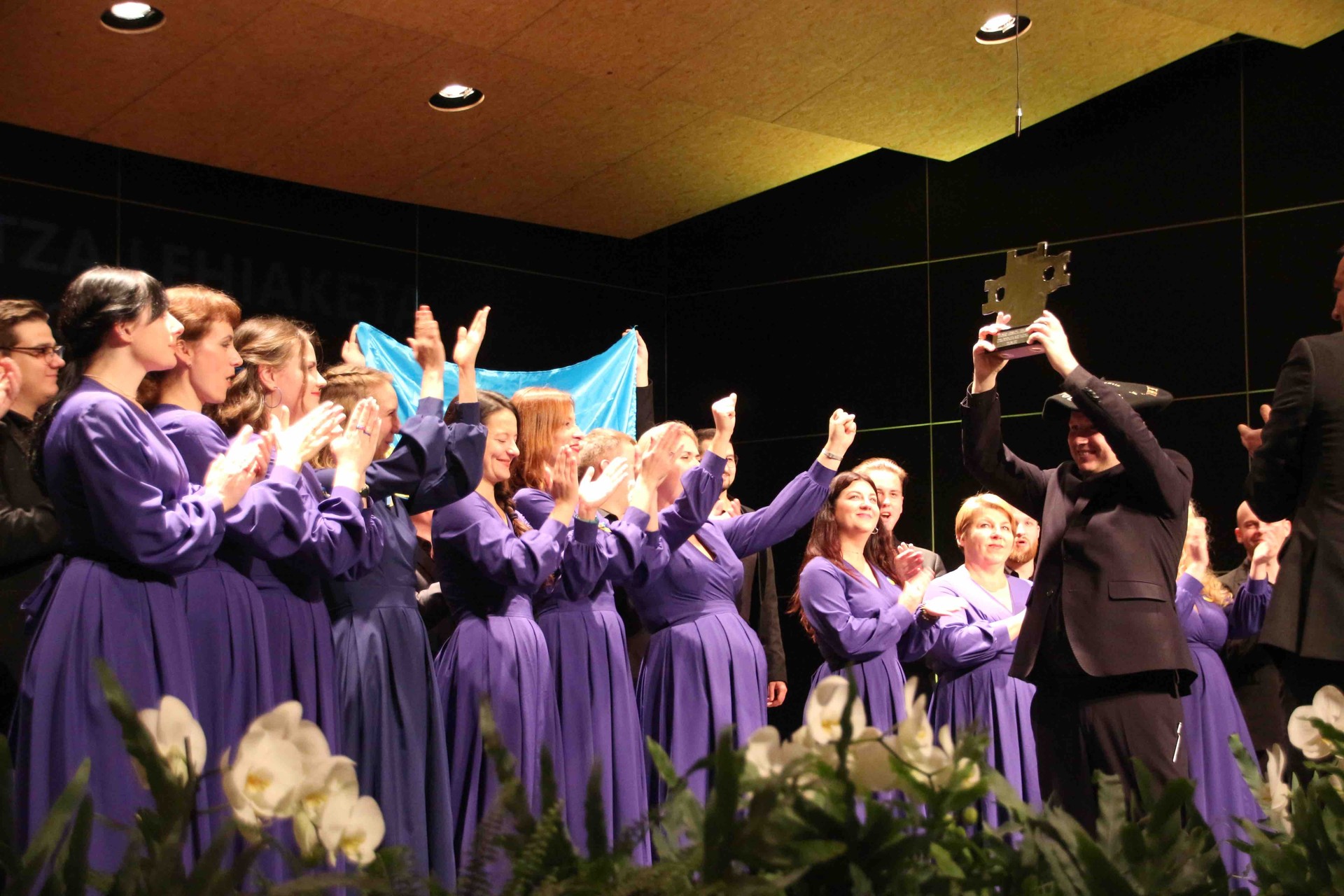 Ukrainako Sofia Chamber Choir abesbatzarentzat