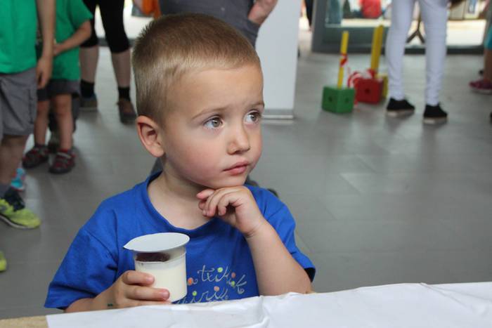 Ikaztegietako Eskola Txikiak Festa 60 1465744478437