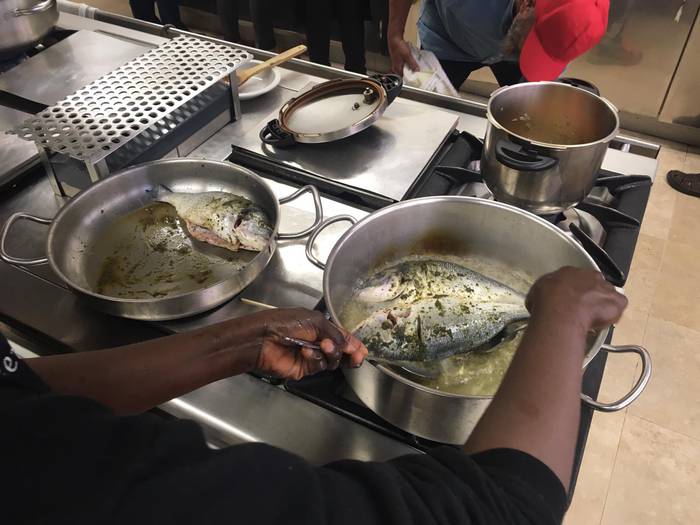 Jatorri ezberdinetako emakum 21 1560617137575