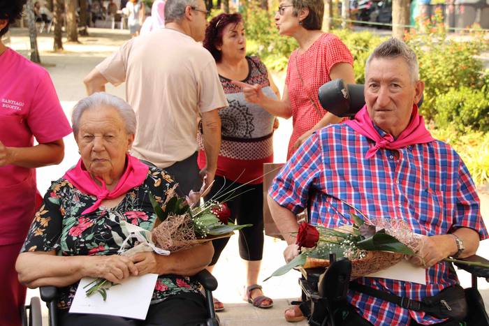 Helduenei dantza eginez hasi 29 1564057647146