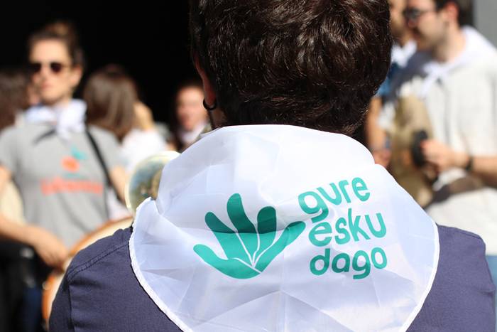 "Gu bezala, beste 100.000 za 17 1528636840036