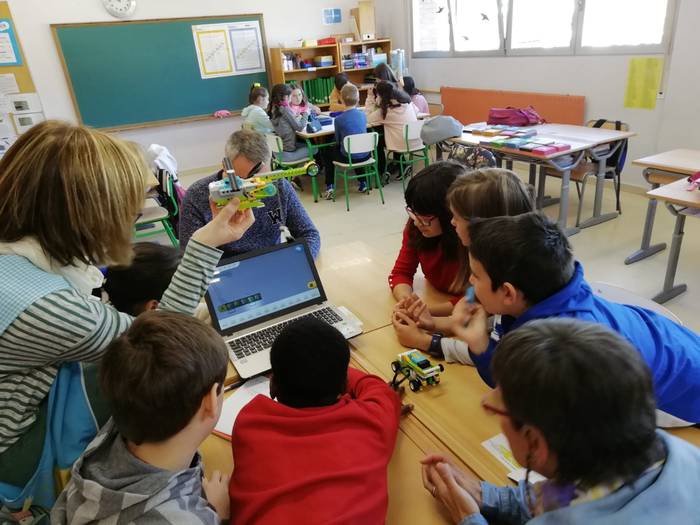 Robotikako lehen saioa Pedro 2 1553874932266