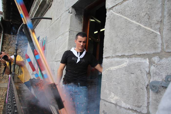 Sorgina agertu, eta Asteasu  36 1498678142340