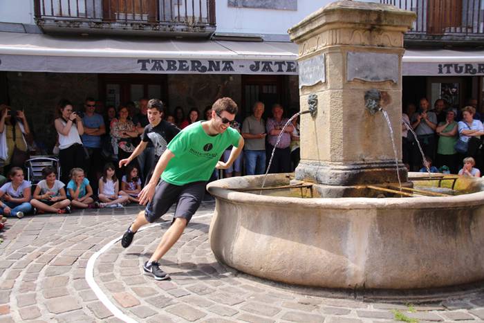 Muskerraren eguna Asteasun 51 1495373519300