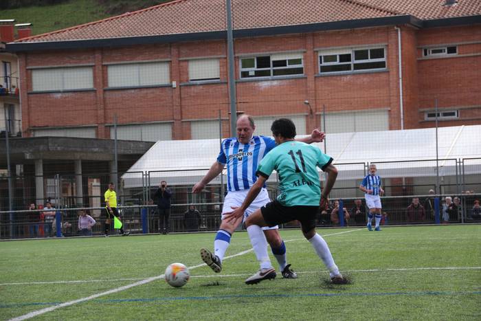 Realeko beteranoak eta Intxu 19 1649526114125