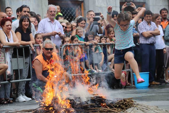 Txikienak ere saltoka 3 1561316710454