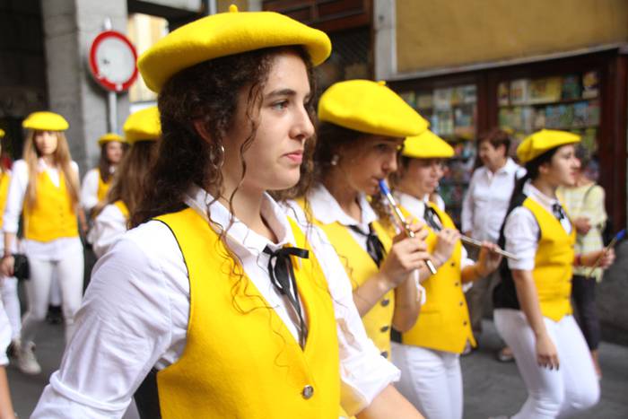 Lizarrez apaindutako kaleeta 179 1498480781448