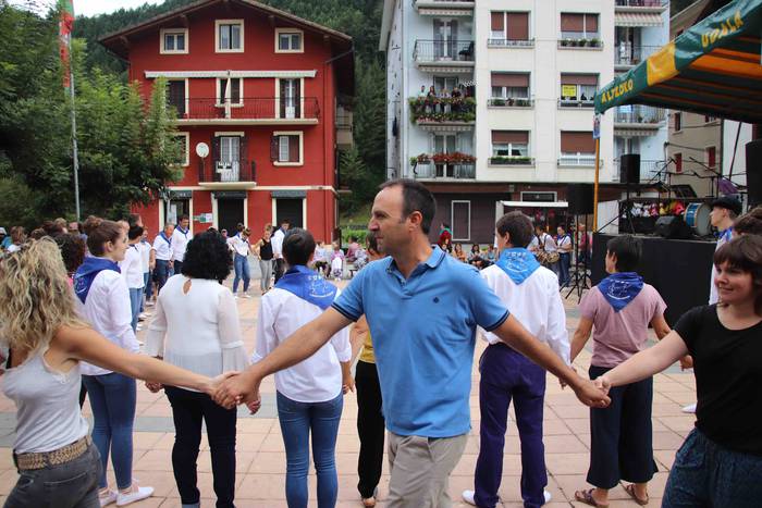 Euskal dantzek harrobia dute 18 1567950041259