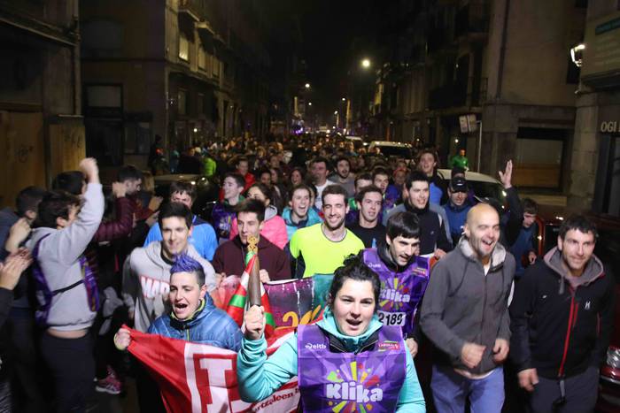 Orain, gaur eta hemen, dena  3 1555133843544