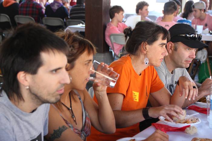 Kuadrillak bapo jarri dira I 81 1502547246278