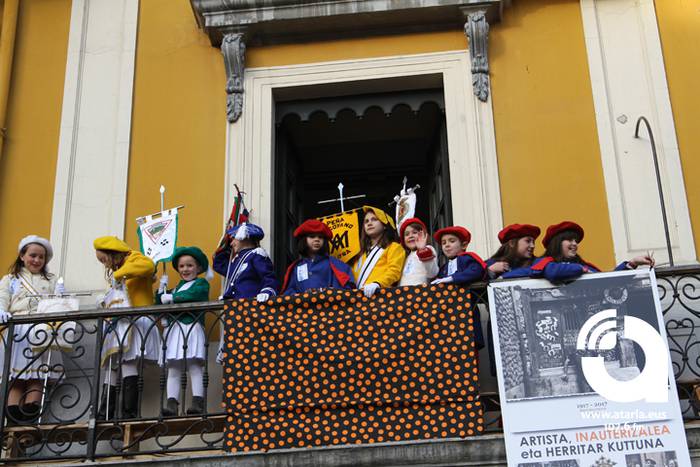 Makilkari trebeak 56 1488050619271