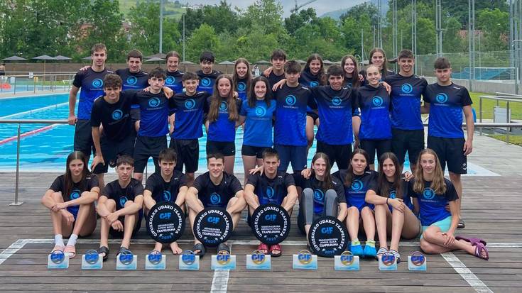 Mattin Zubeldiak Euskadiko errekorra egin du 200 metro bizkarrean