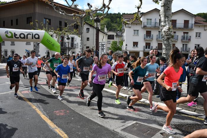 Korrikalariek aukerako krosa dute Iruran