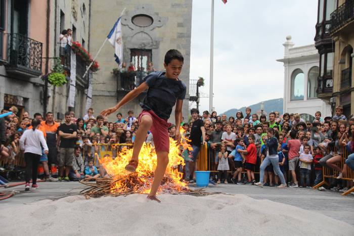 Momentu bereziaren zain 40 1498245478177