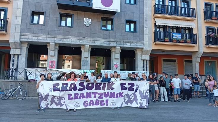 Larunbatean Anoetan izan ziren eraso sexistak salatzeko elkarretaratzea egingo dute