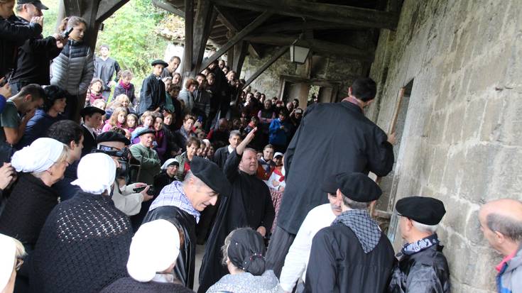 Milurtekoaren irudikapen antzeztua