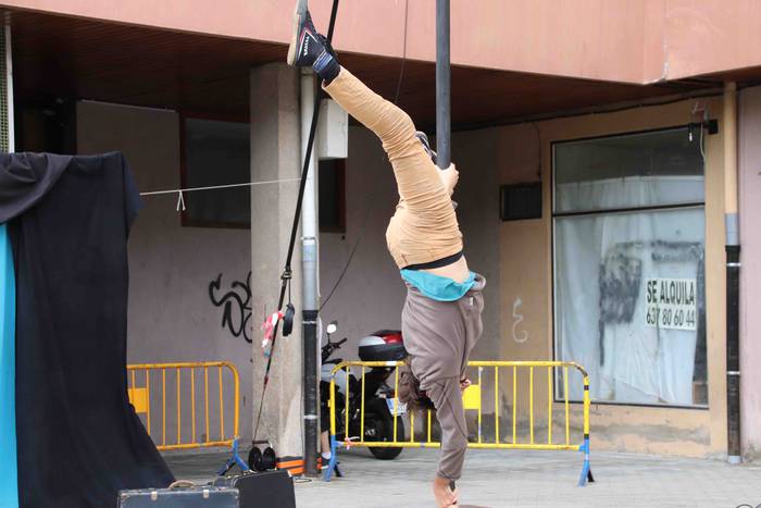 Malabareak eta akrobaziak na 46 1562507134280