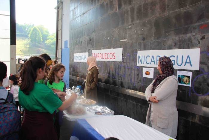 Txikienek eman diote hauspoa 27 1555155539890