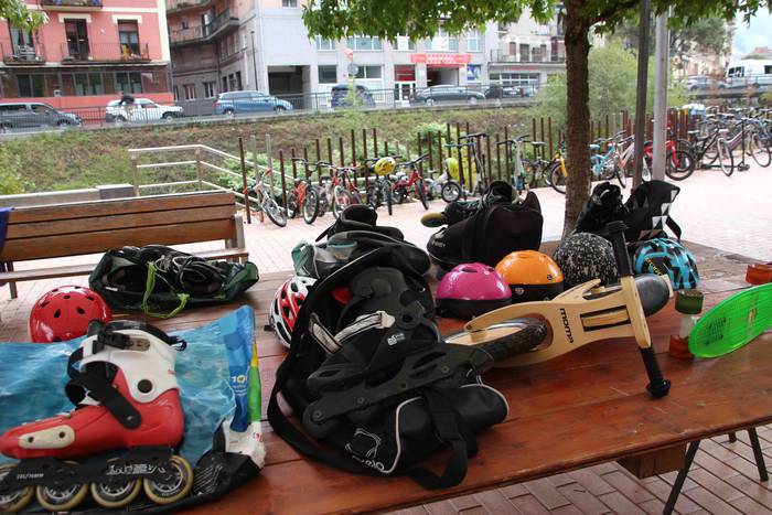 BIgarren eskuko azoka, mugik 6 1664013933194