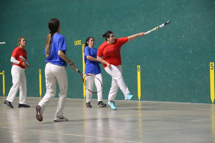 Zabalik da Berrobiko frontenis txapelketetako izen ematea