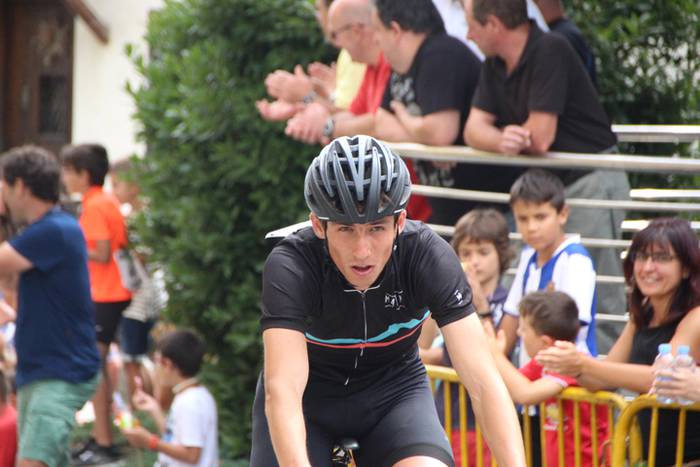 Maldan gora plazara heldu ar 20 1502801348739