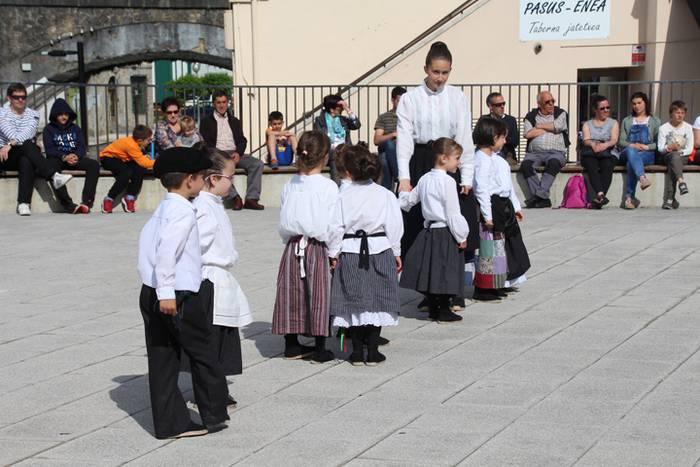 Suziria lehertzearekin bater 21 1494695648018