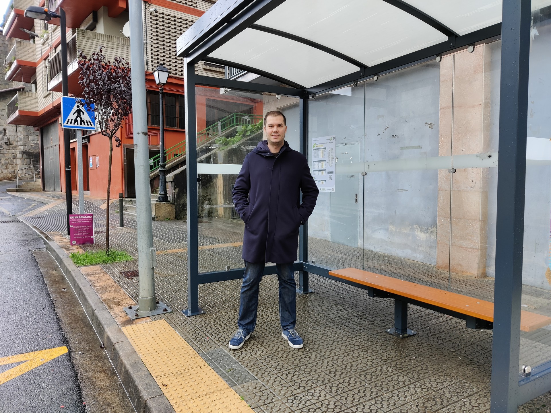 «60 edo 90 minutuero dugu autobusa»