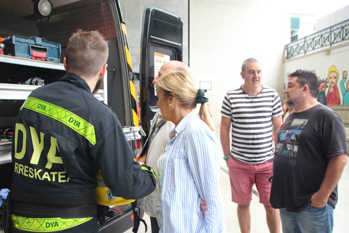 Erreskate lanetan aritu dira 49 1501937765409