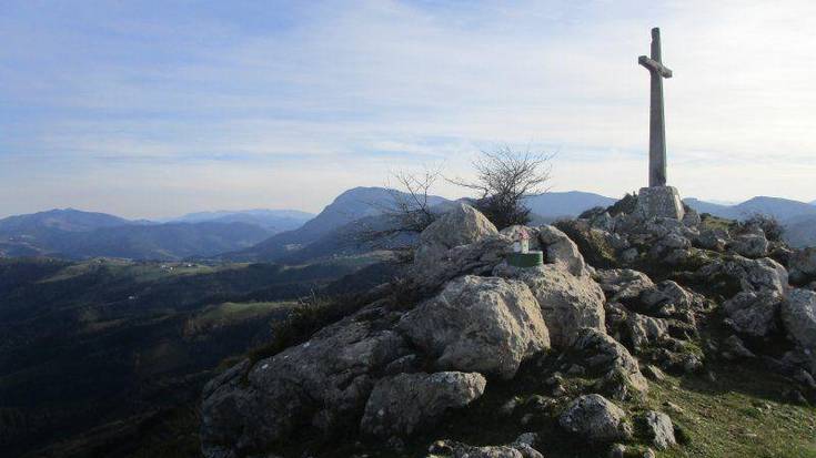 Azken mendi irteera, Andutz mendira