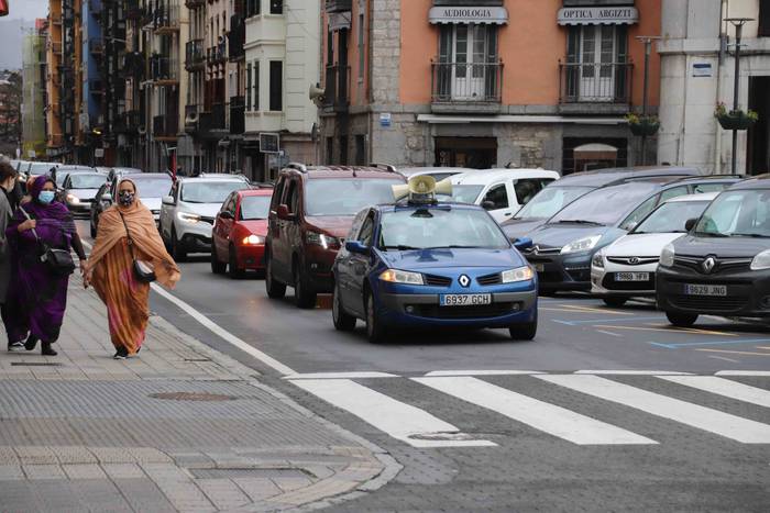 Ostalaritza Aurrera kotxe ka 1 1612011916598