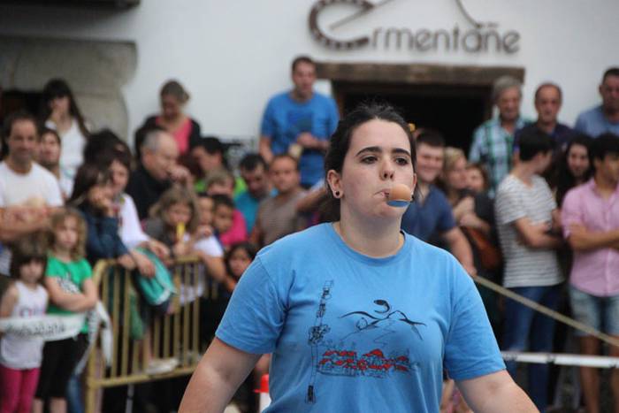 Zaldi gainean lasterka Abalt 61 1498413375422