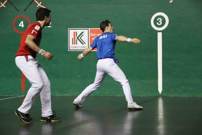 Jaka eta Artola, lehen postu 30 1576521594706