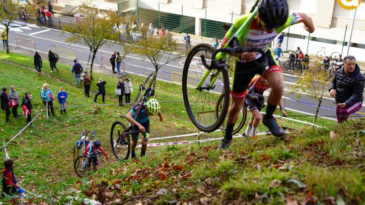 Hotza eta lokatza ez dira eragozpen