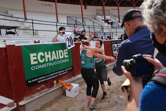 Luzia Orbe eta Garazi Arruti 38 1624128863489