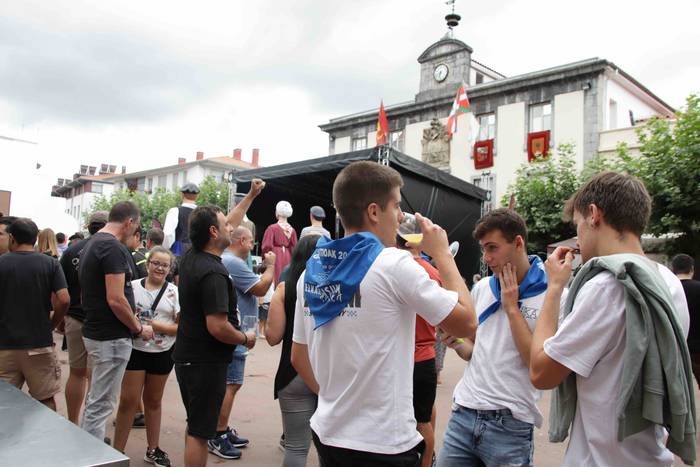 Jendetsua izaten ari da Erro 34 1659205841536