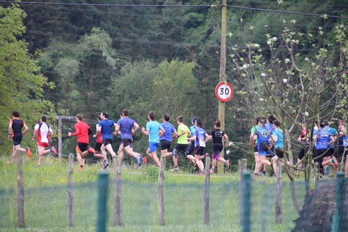 Aitziber Ibarbia eta Julen L 17 1525008960925