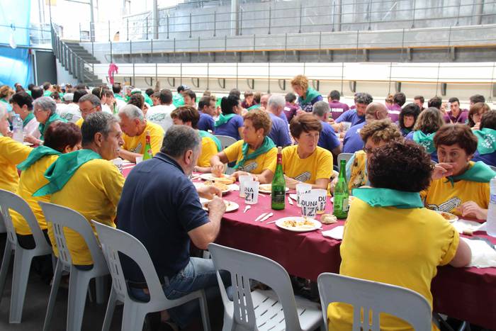 Lagunartean igarotzeko eguna 9 1534080490107