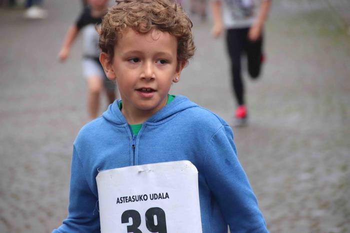 Asteasuko haurrek hasi dute  46 1530188423546