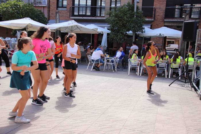 Zumba klase herrikoia Santio 9 1658941178908