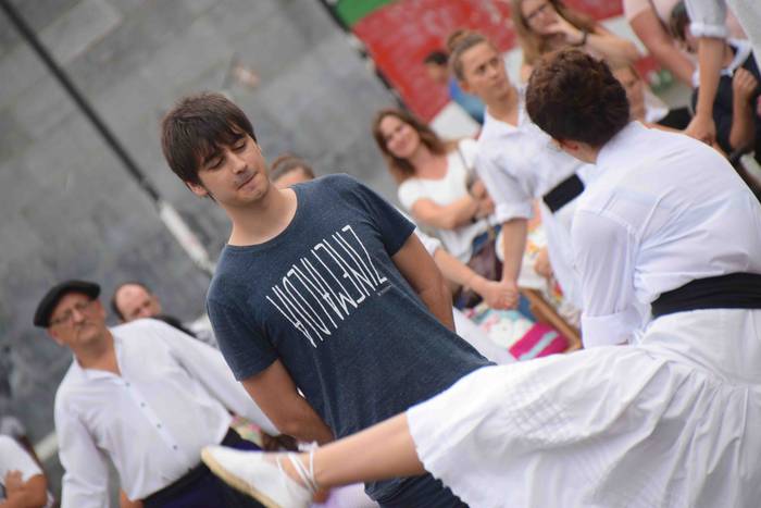 soka dantza santioak villabo 53 1532544365561