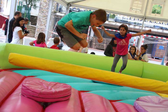 berastegiko salontzoak haurr 14 1533812669892